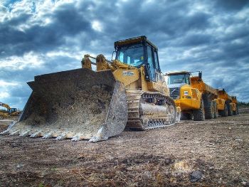 CONSTRUCTION SITE EQUIPMENT 1
