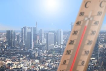 Climate change city thermometer 40 degrees