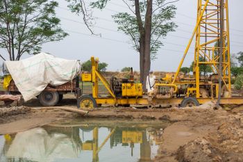 GROUNDWATER DEPLETION - borewell drilling machine