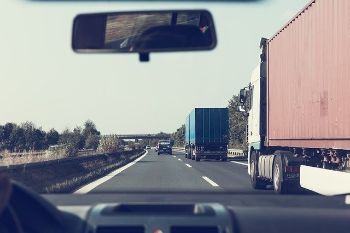 LORRIES_MOTORWAY_1.jpg