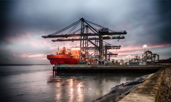 LONDON GATEWAY PORT 1