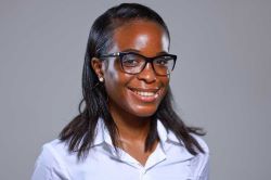 Pennon -graduate Asisat Salinsile