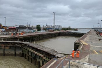 Port_of_Tilbury_Overview_of_lock_outer_and_middle_gates_and_construction_areas_at_outer_gates_1.jpg