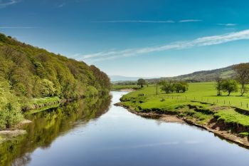River_Lune_near_Lancaster_1.jpg