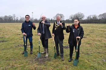 SEVERN TRENT Hope Coppice Commonwealth Forest planting 1