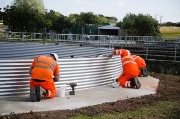 SEVERN TRENT New storm tanks being installed at Trescott STW
