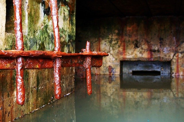 SEWER GRATING