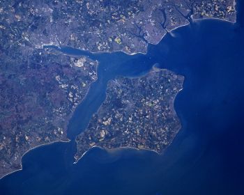Solent__Isle_of_Wight_aerial_view_source_NASA.jpg