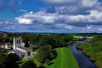 TADCASTER - TOWN  RIVER 1