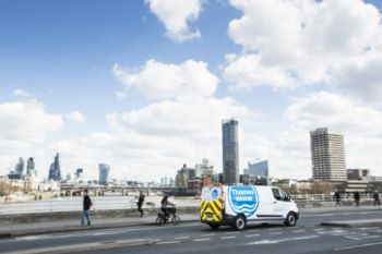 THAMES WATER VAN LONDON SKYLINE