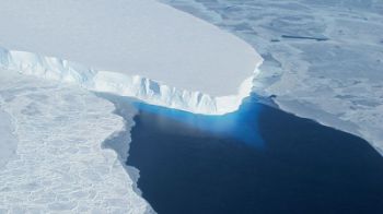 Thwaites Glacier Tongue - image wikicommons 1