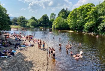 YORKSHIRE WATER BATHING BEACH RIVER WHARFE ILKLEY