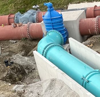 YORKSHIRE WATER  - Hot-tapping Knotstrop WwTW